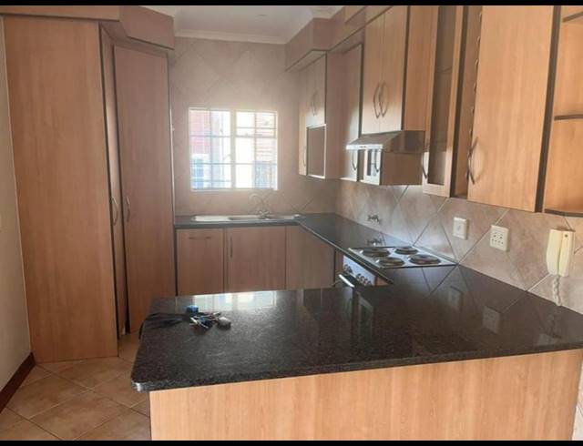 2 BEDROOM PROPERTY TO RENT IN FARRAR PARK